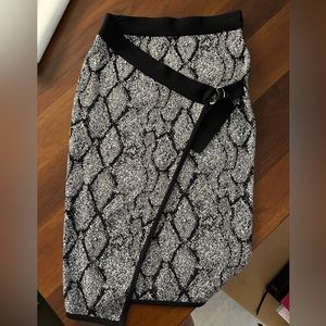 NY&C Snake Print Midi Skirt NEVER WORN